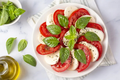 Caprese mit Basilikumöl