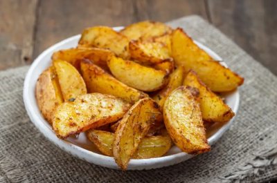 Chilisenf-Rosmarinkartoffeln