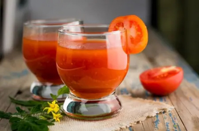 Tomatensaft mit Leinöl » Der Gesundheitsbooster
